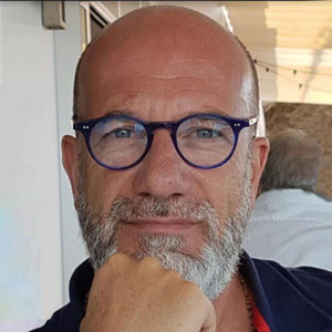 Dr Halil Bárcena